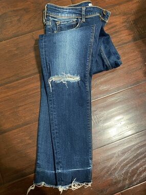 ZAra Dark Blue Distressed Ankle Jeans